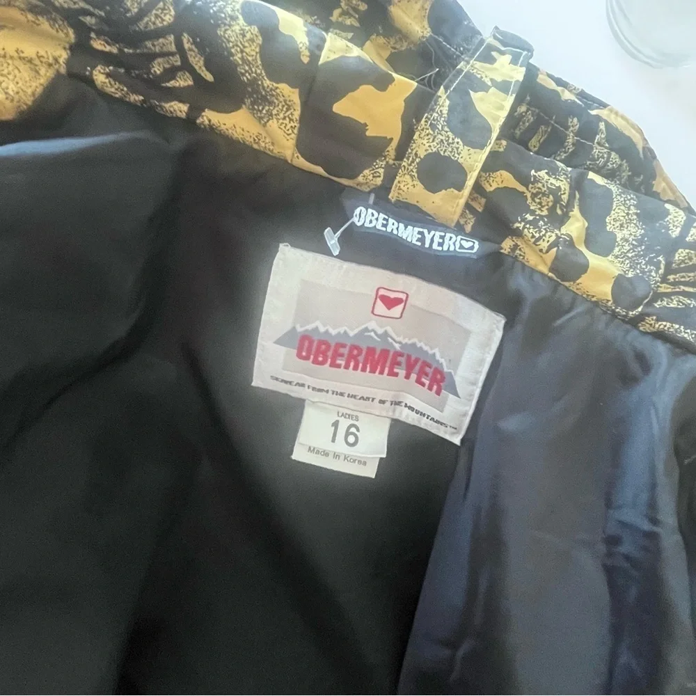 Vtg Obermeyer Gaper Day Women's Ski Jacket Abstract Animal Print Size 16